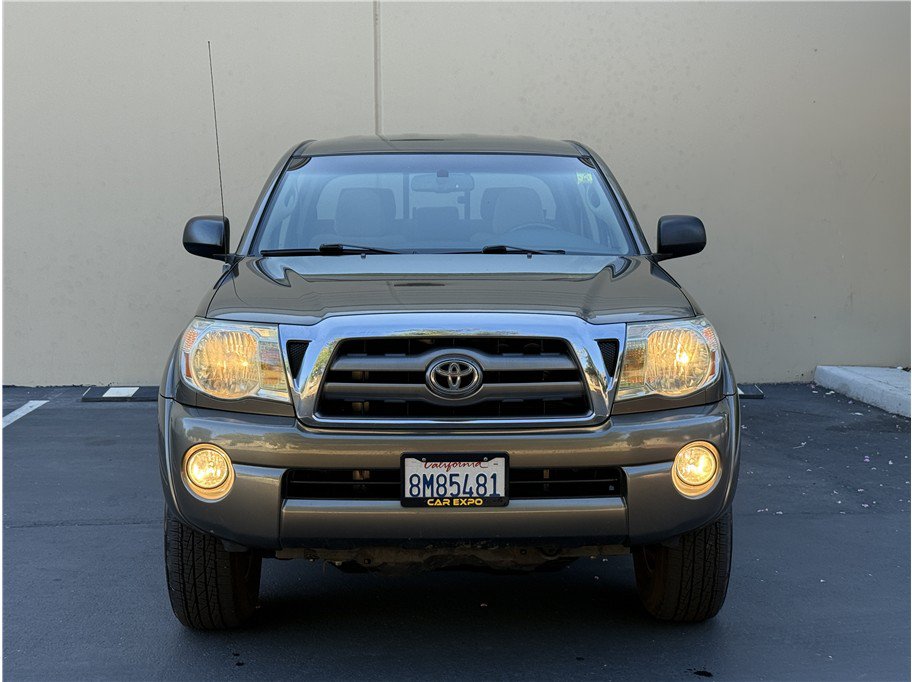 Used 2009 Toyota Tacoma PreRunner RWD image 2