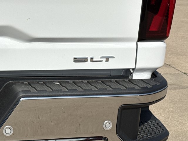 New 2026 GMC Sierra 2500 SLT w/ SLT Premium Package AWD/4WD image 9