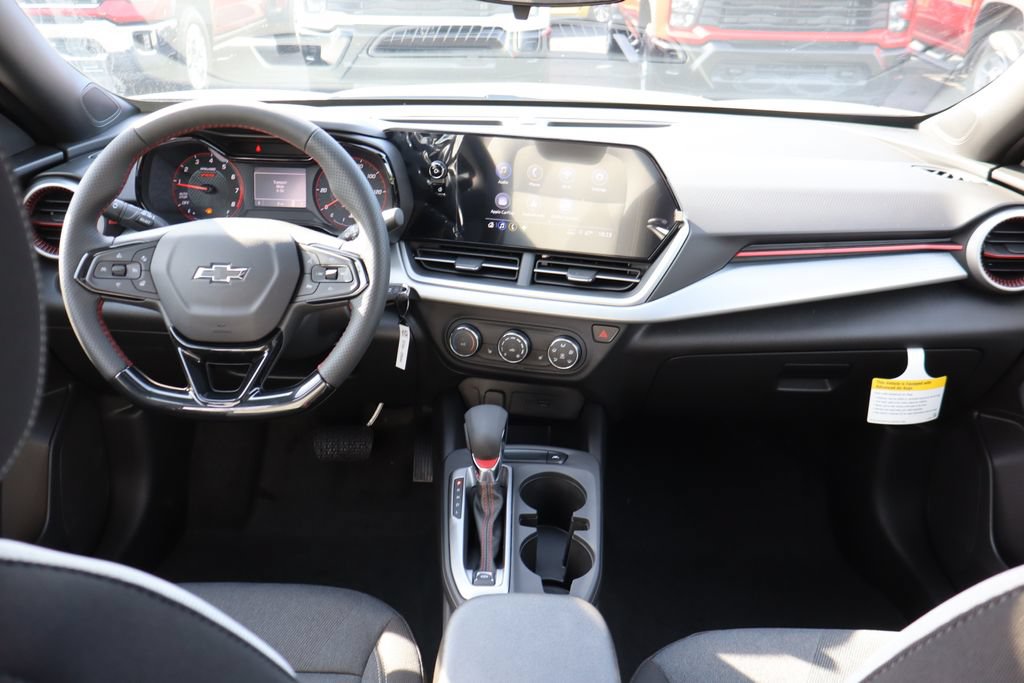New 2026 Chevrolet Trax RS w/ Sunroof Package FWD image 19