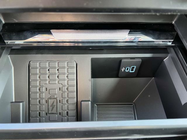 New 2025 Ford F350 Lariat w/ Lariat Ultimate Package image 22