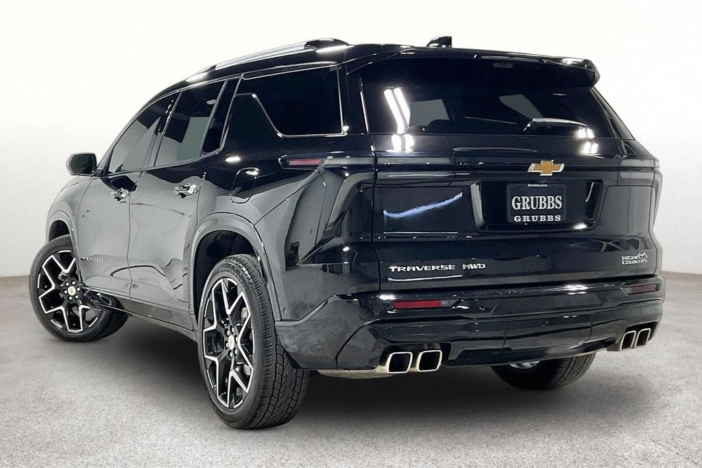 Used 2025 Chevrolet Traverse High Country w/ LPO, Floor Liner Package AWD/4WD image 15