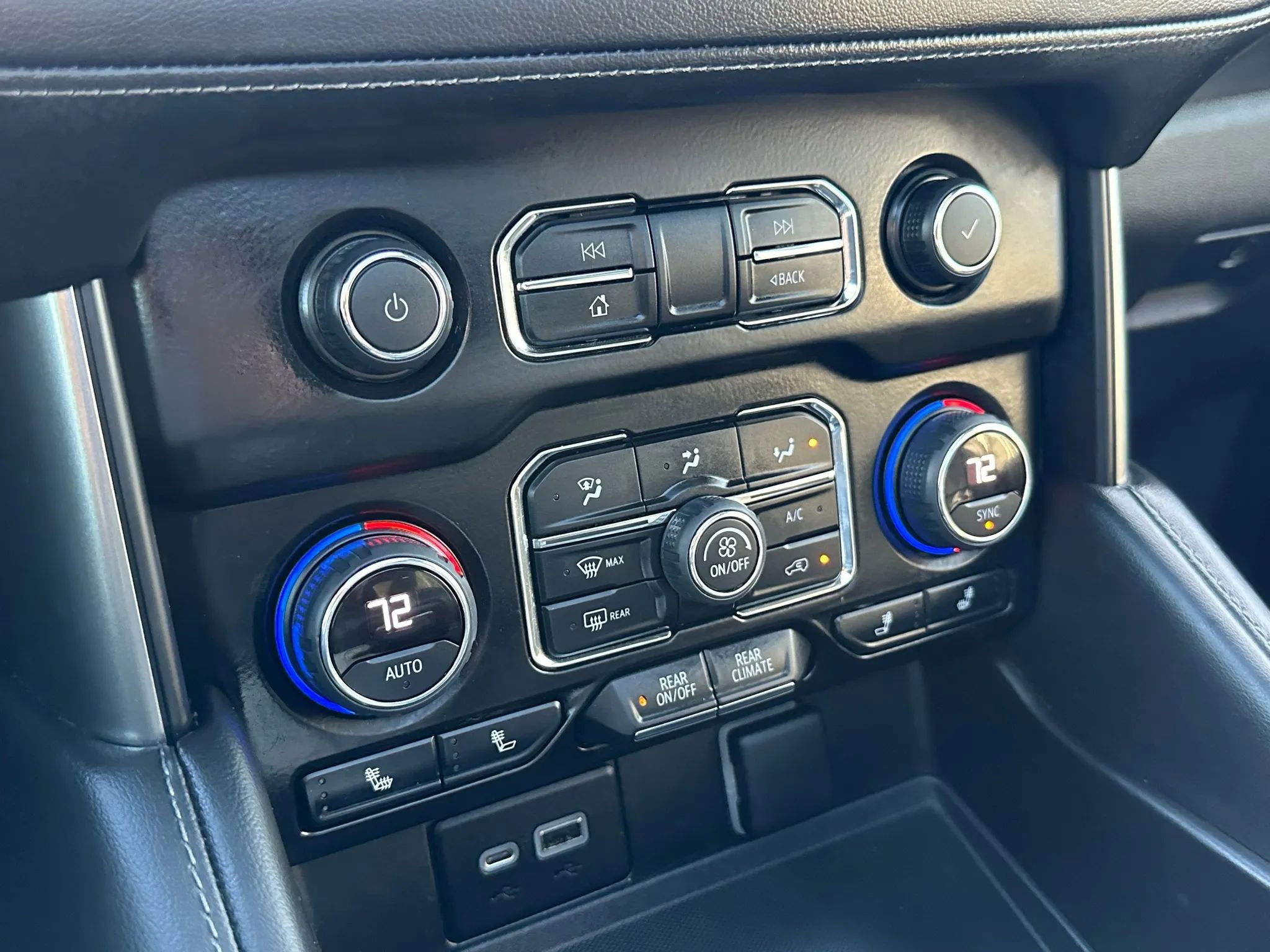 Used 2021 Chevrolet Tahoe LT image 26