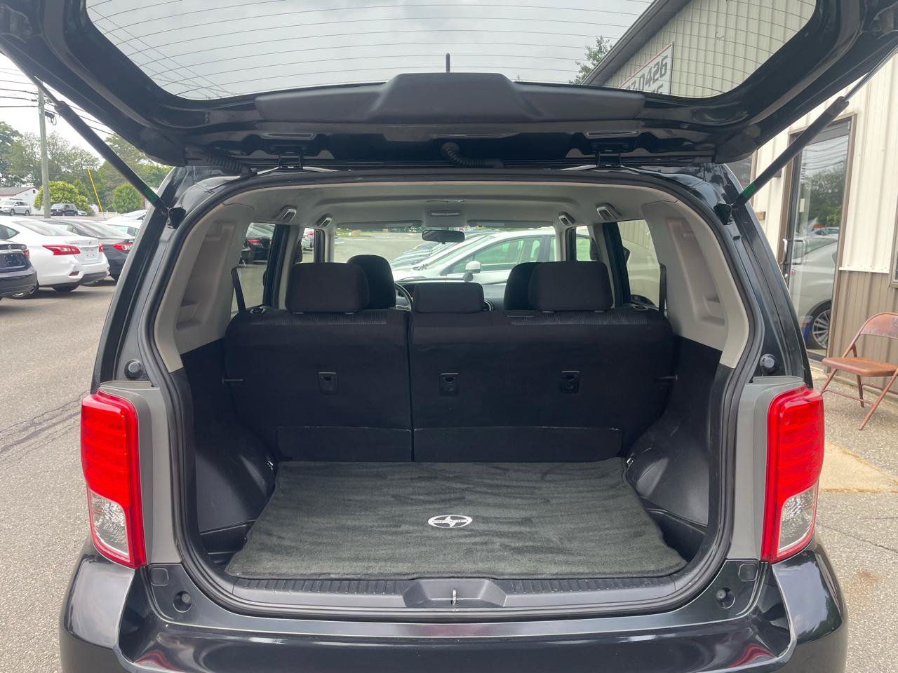 Used 2012 Scion xB FWD image 8