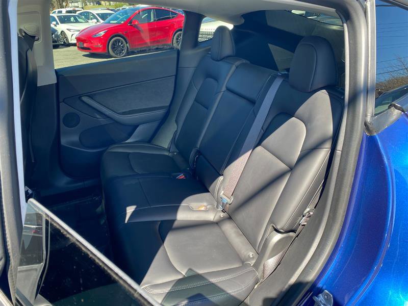 Used 2021 Tesla Model Y Long Range image 14