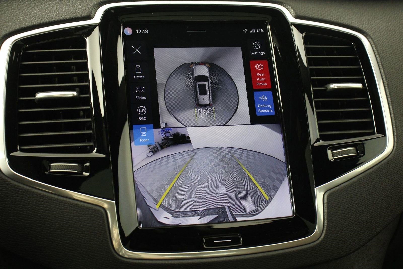 Certified 2024 Volvo XC90 T8 Plus AWD/4WD image 13