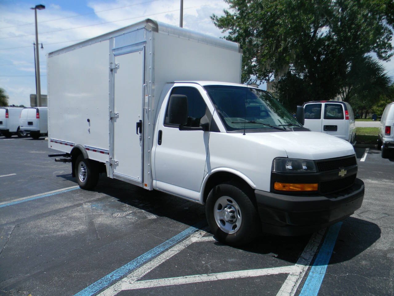 Used 2021 Chevrolet Express 3500 w/ Power Convenience Package