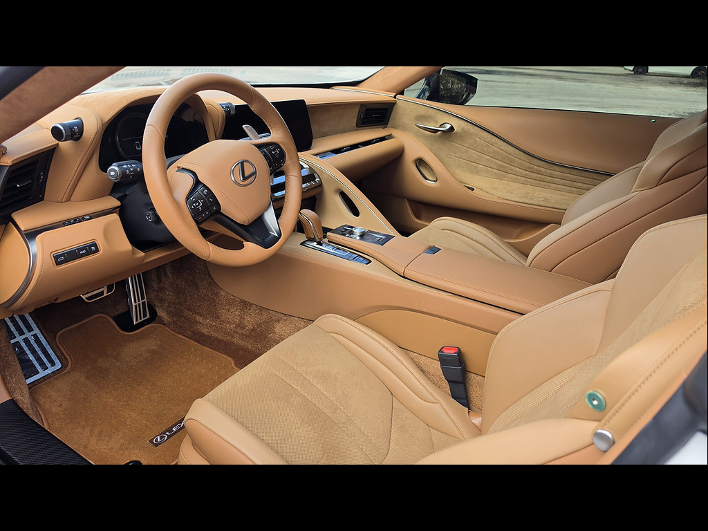 Used 2025 Lexus LC 500 Coupe w/ Dynamic Handling Package RWD image 38