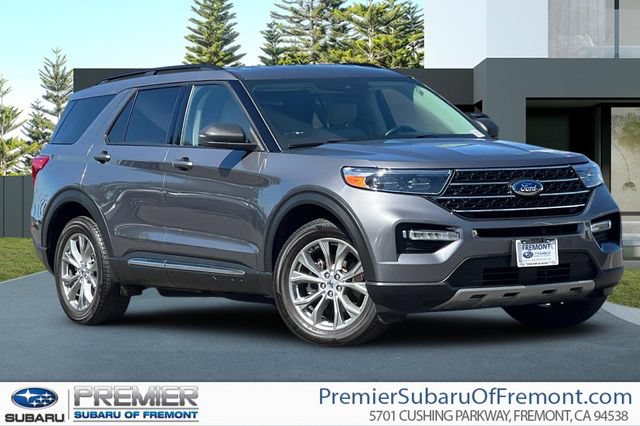 Used 2022 Ford Explorer XLT w/ Equipment Group 202A AWD/4WD image 1