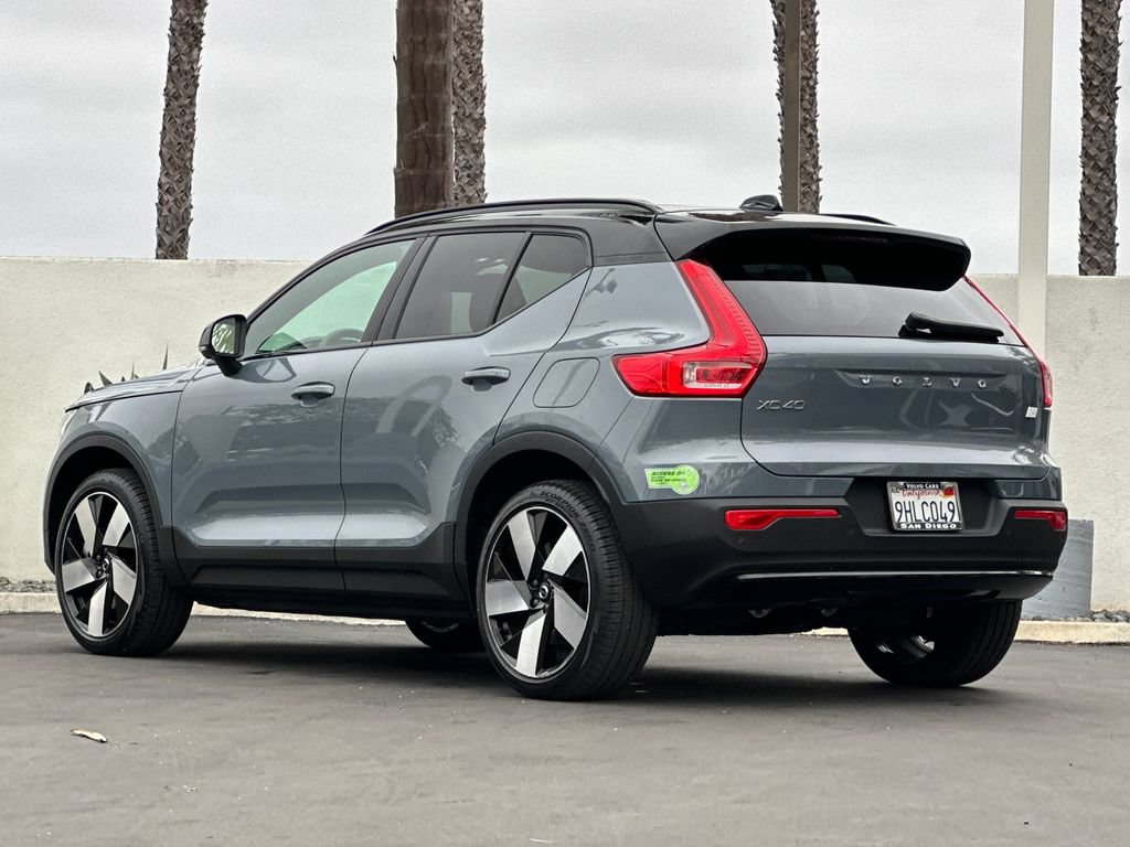 Certified 2023 Volvo XC40 Recharge Ultimate AWD/4WD image 3