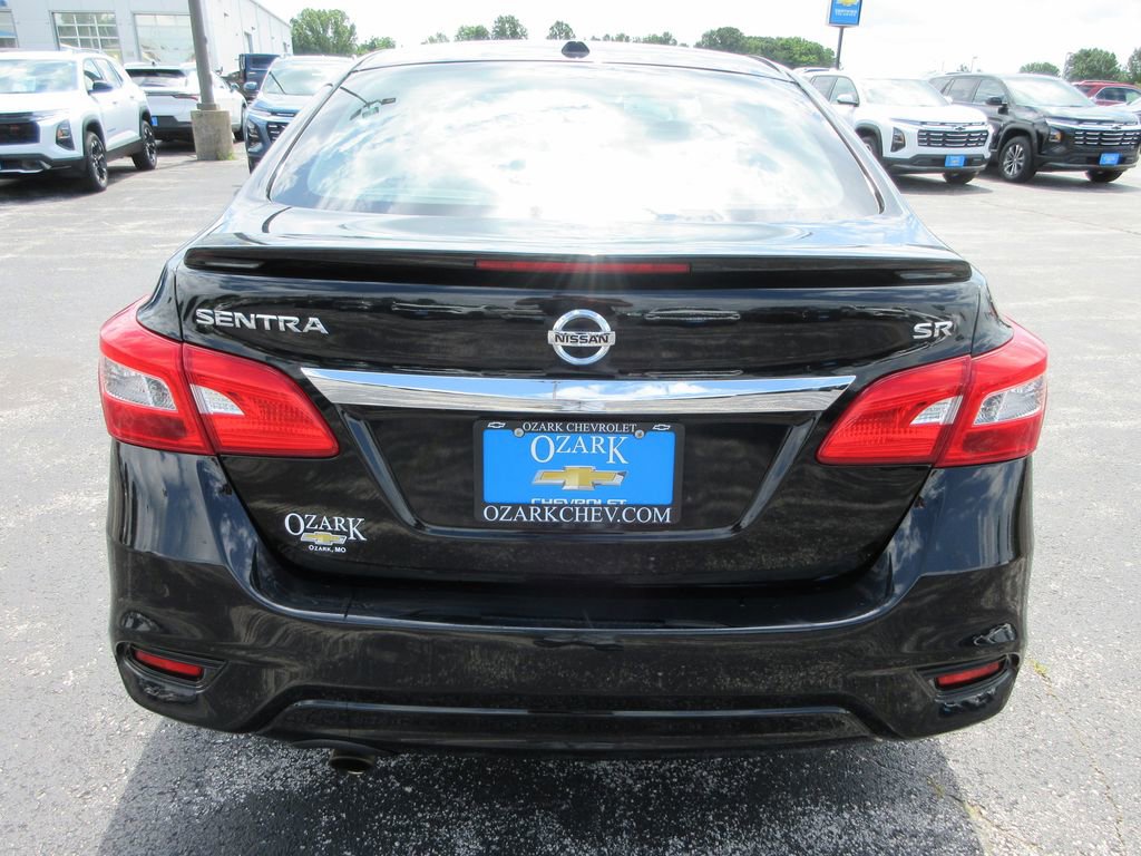 Used 2019 Nissan Sentra SR FWD image 4
