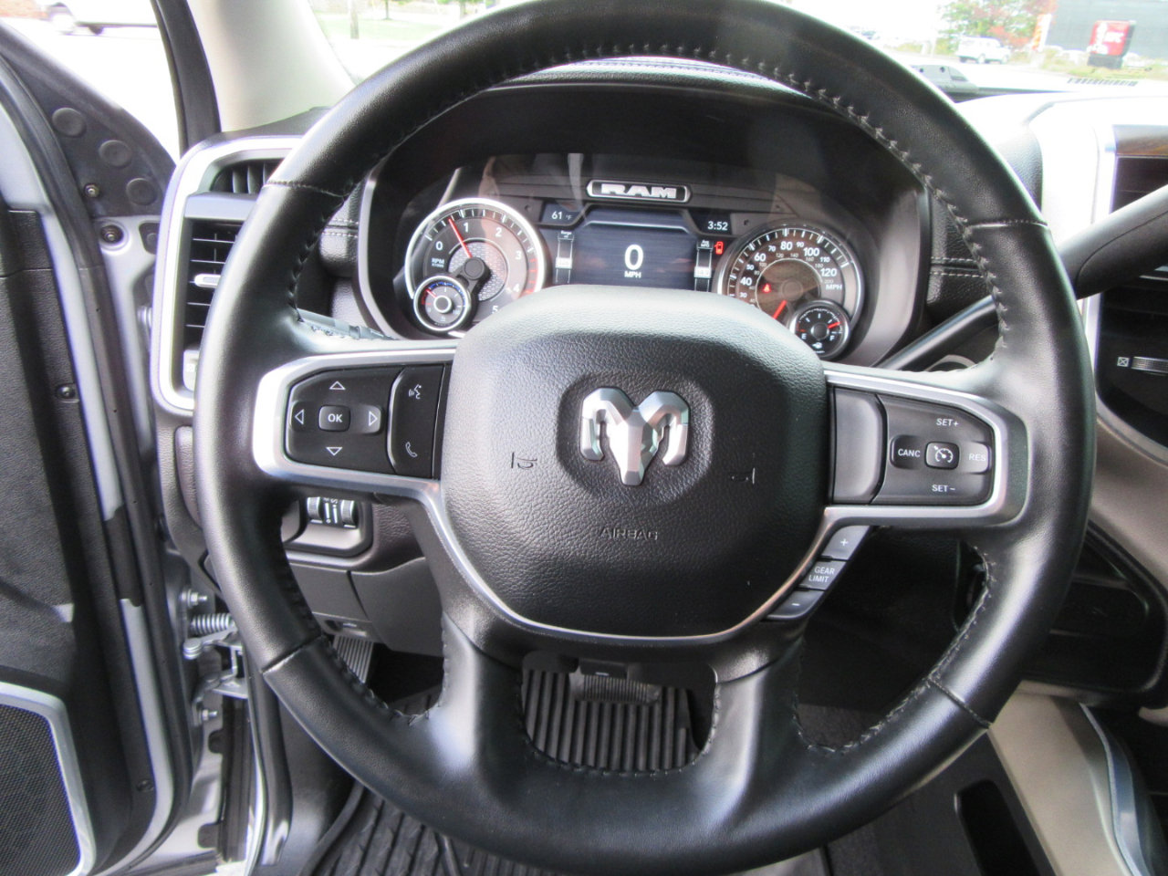 Used 2024 RAM 2500 Laramie image 34