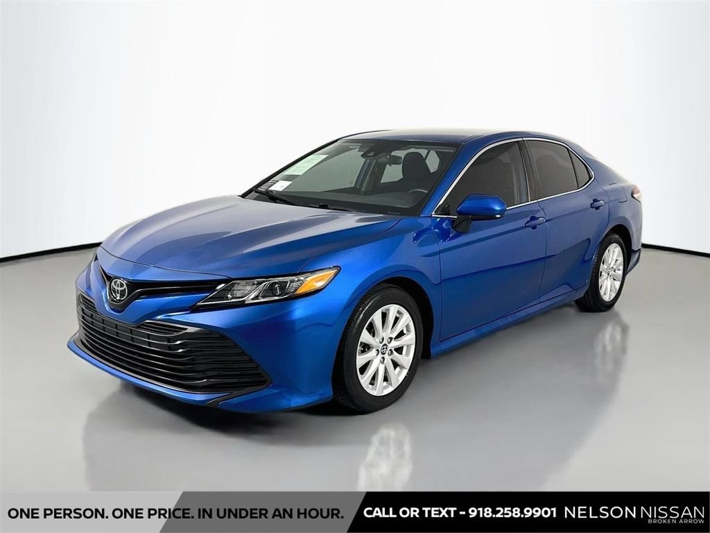 Used 2019 Toyota Camry LE FWD video 1