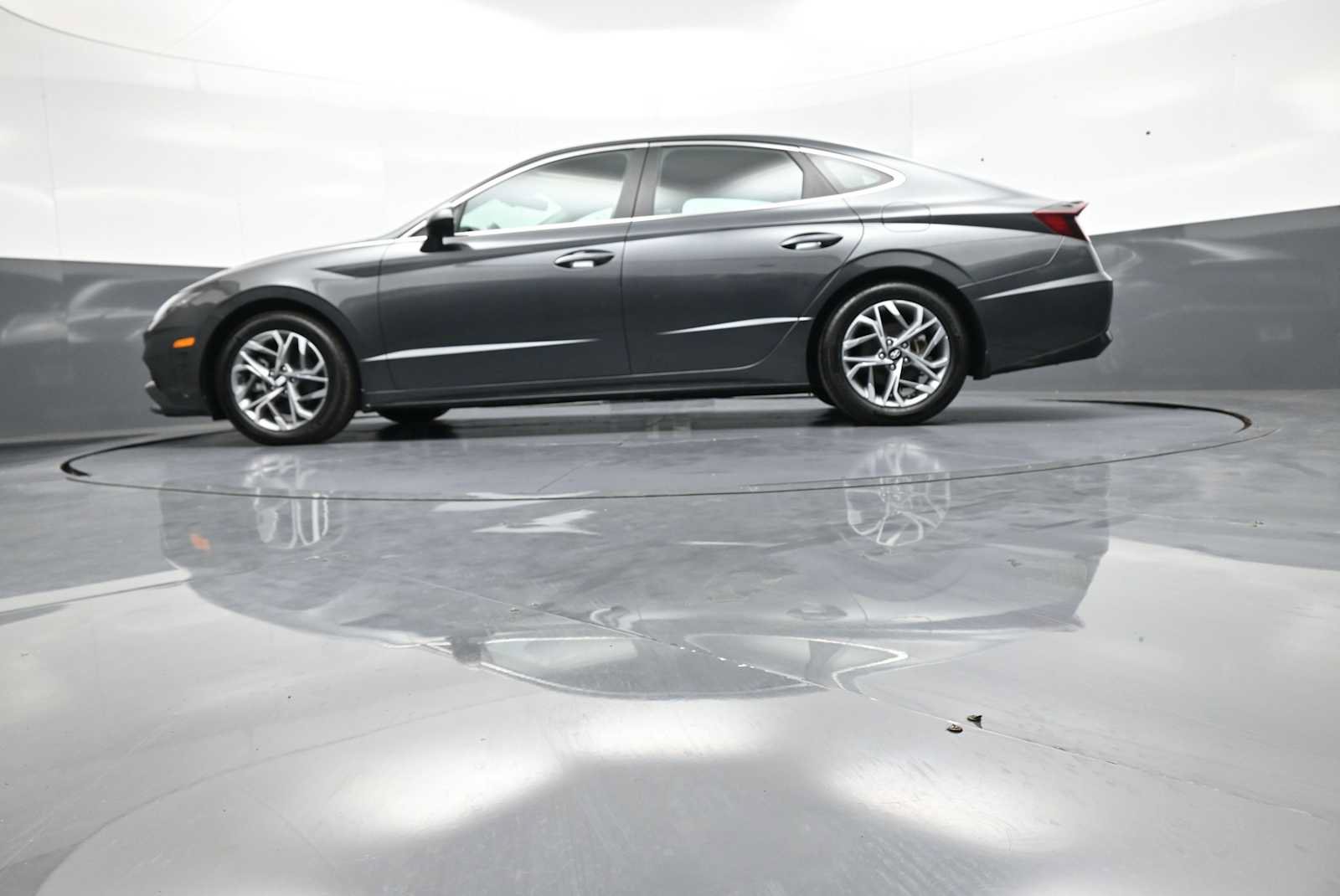 Certified 2023 Hyundai Sonata SEL w/ Convenience Package FWD image 33