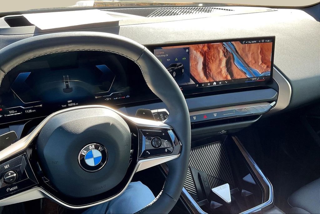 Certified 2025 BMW X3 xDrive30i w/ Premium Package image 17