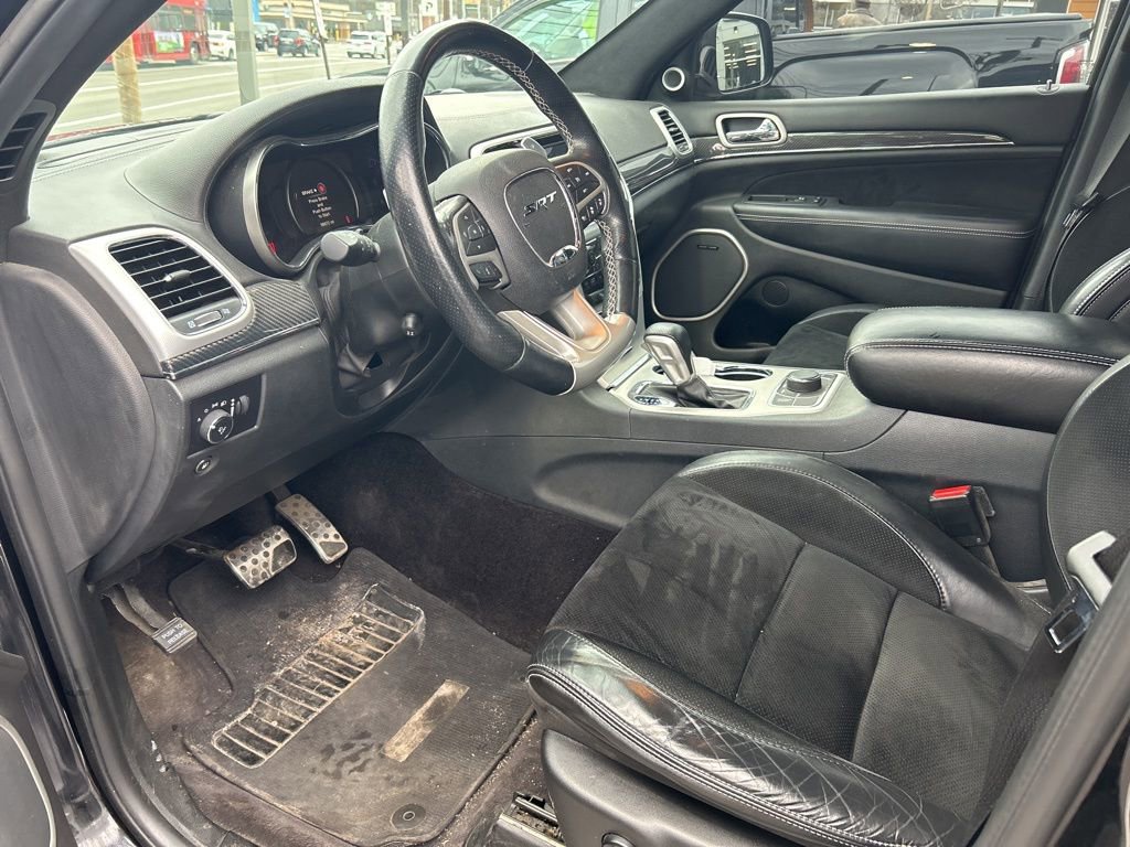 Used 2018 Jeep Grand Cherokee SRT image 2