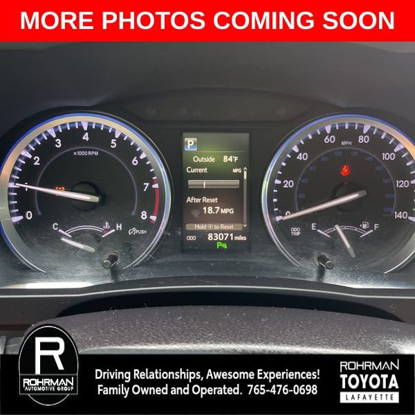 Used 2017 Toyota Highlander Limited Platinum AWD/4WD image 11