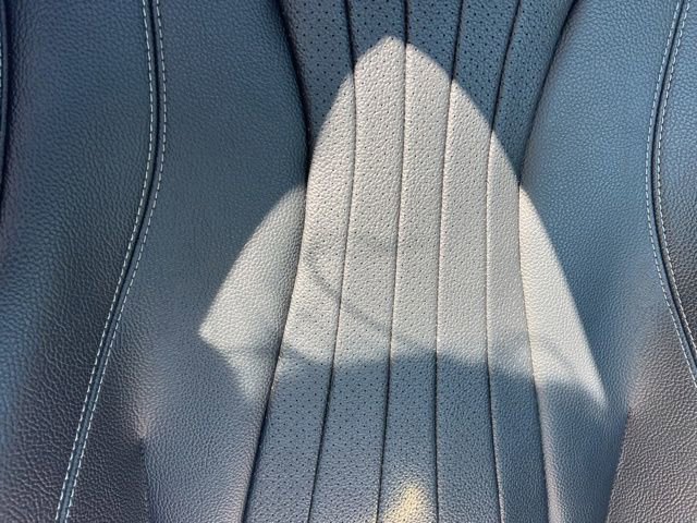 Used 2017 Mercedes-Benz E 300 4MATIC image 38