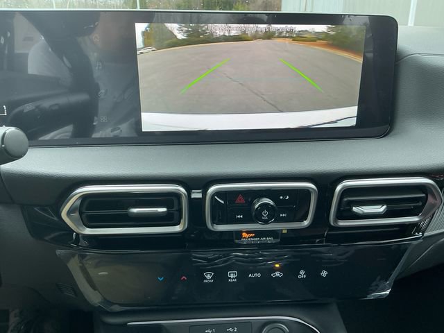 New 2026 Nissan Sentra SR w/ Floor Mat Package FWD image 21