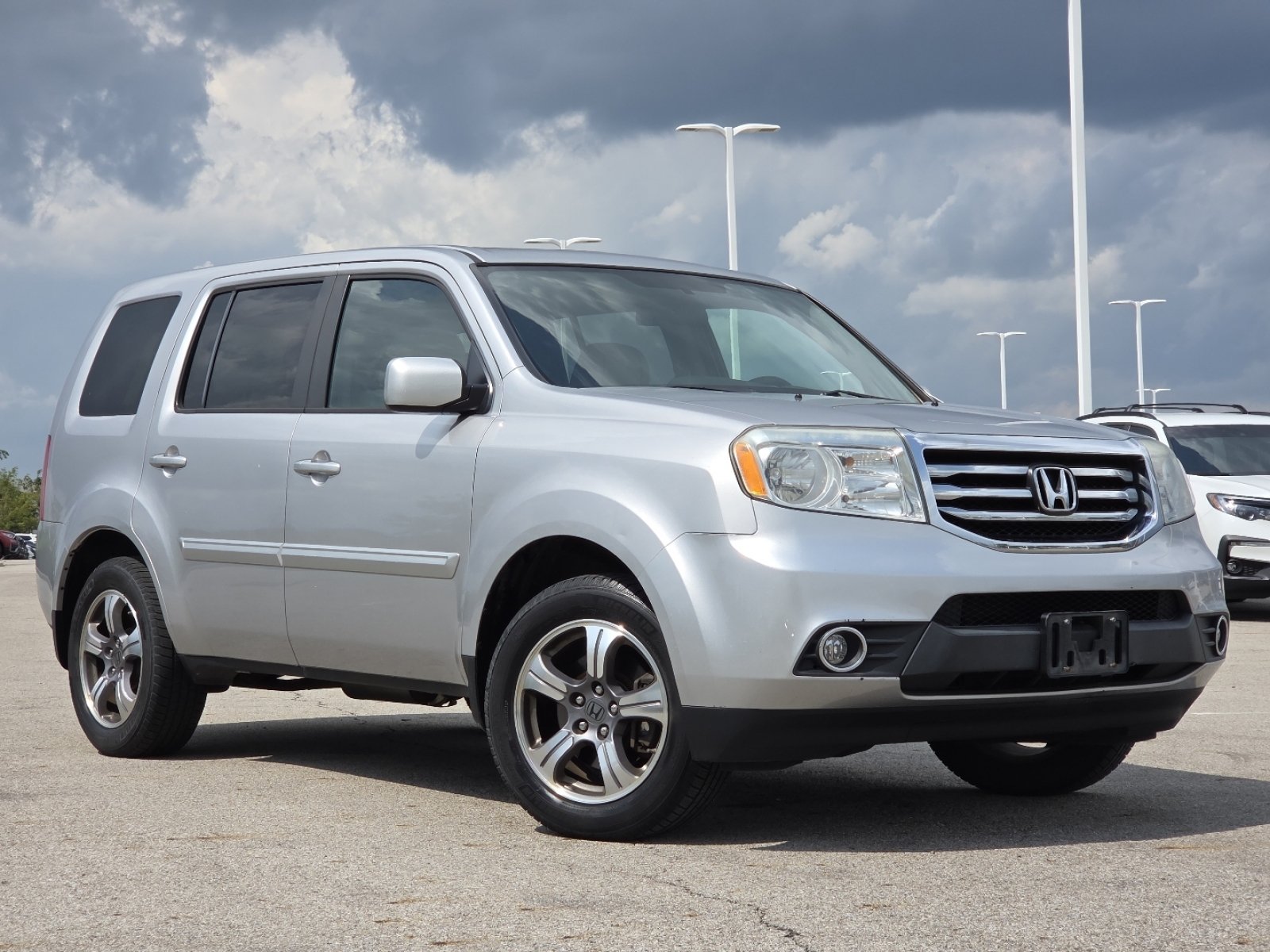 Used 2015 Honda Pilot SE image 2