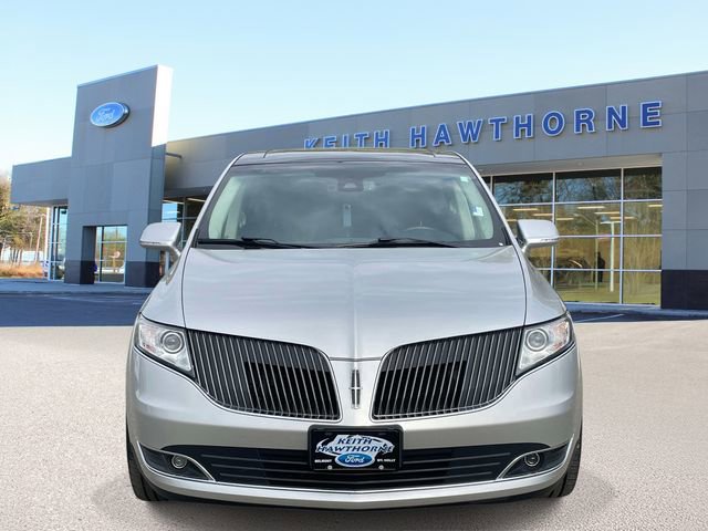 Used 2016 Lincoln MKT AWD w/ Equipment Group 201A image 2