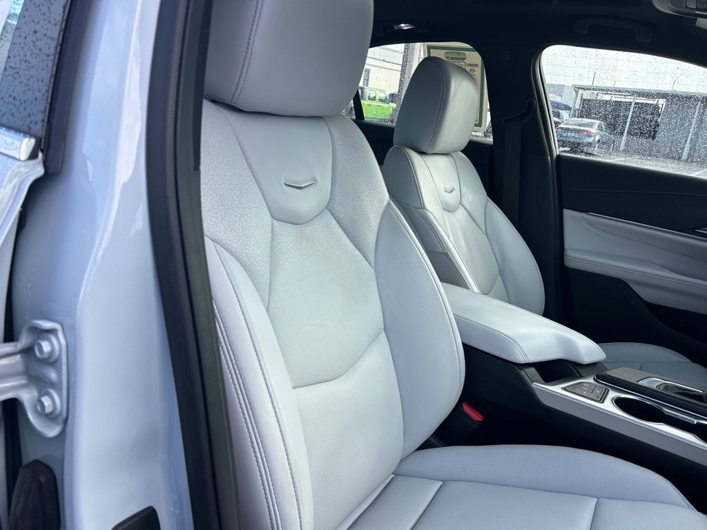 Used 2021 Cadillac CT4 Premium Luxury RWD image 24