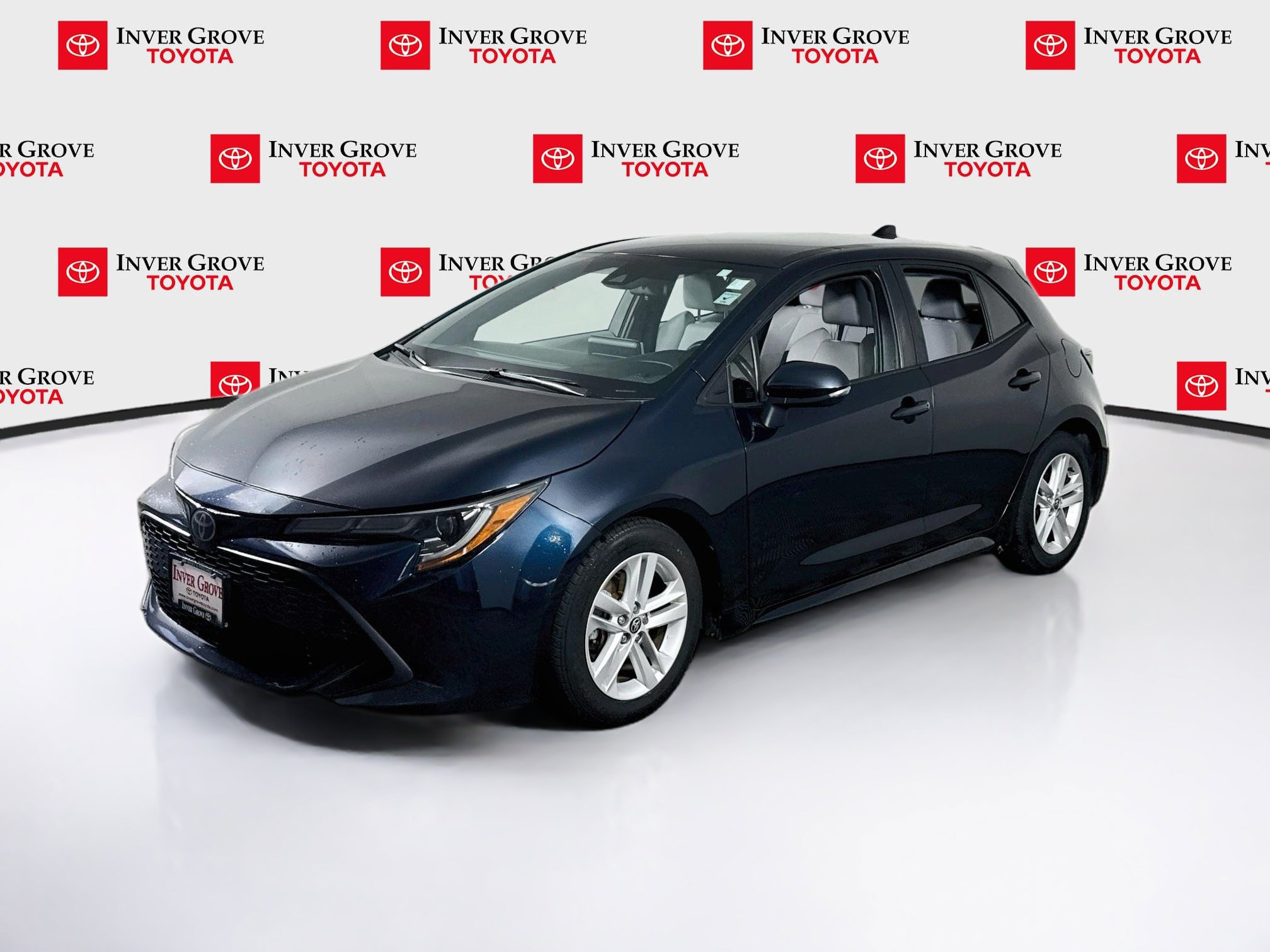 Used 2019 Toyota Corolla SE FWD image 1