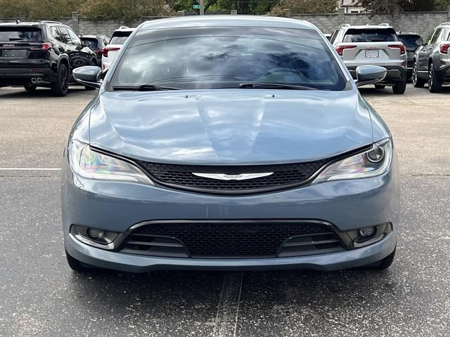 Used 2015 Chrysler 200 S w/ Comfort Group FWD image 8