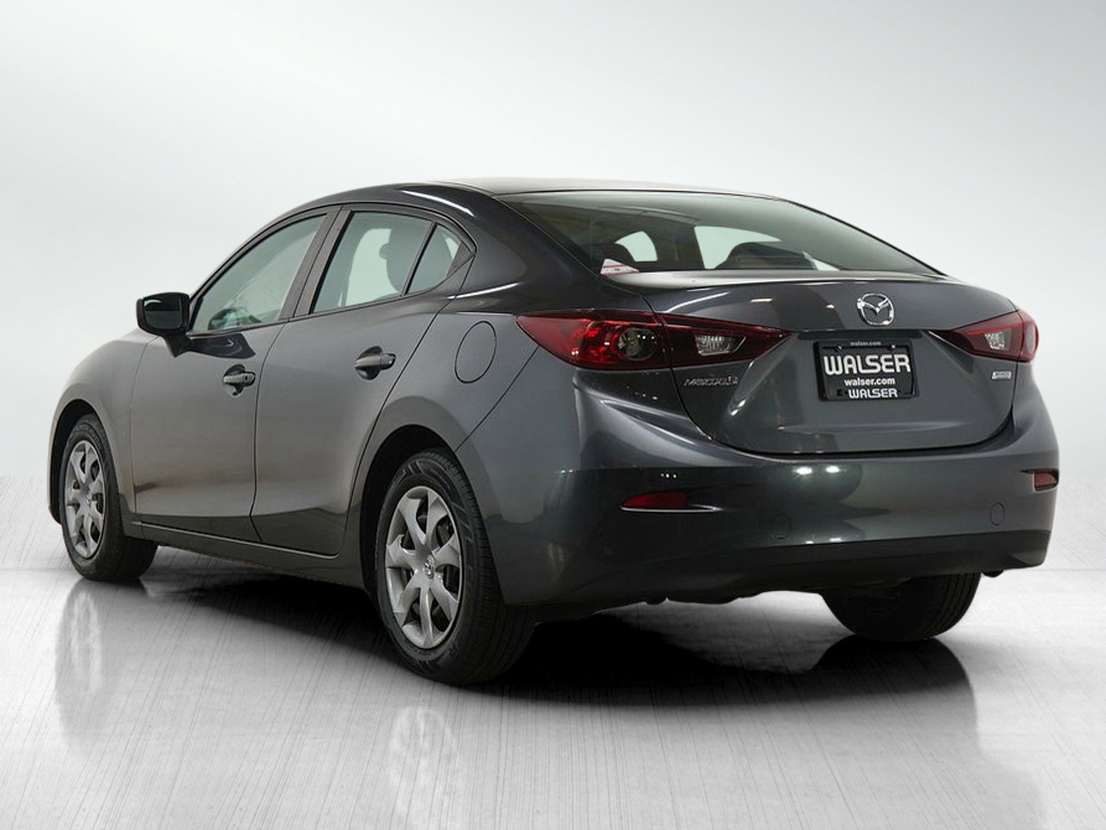 Used 2015 MAZDA MAZDA3 i SV image 3