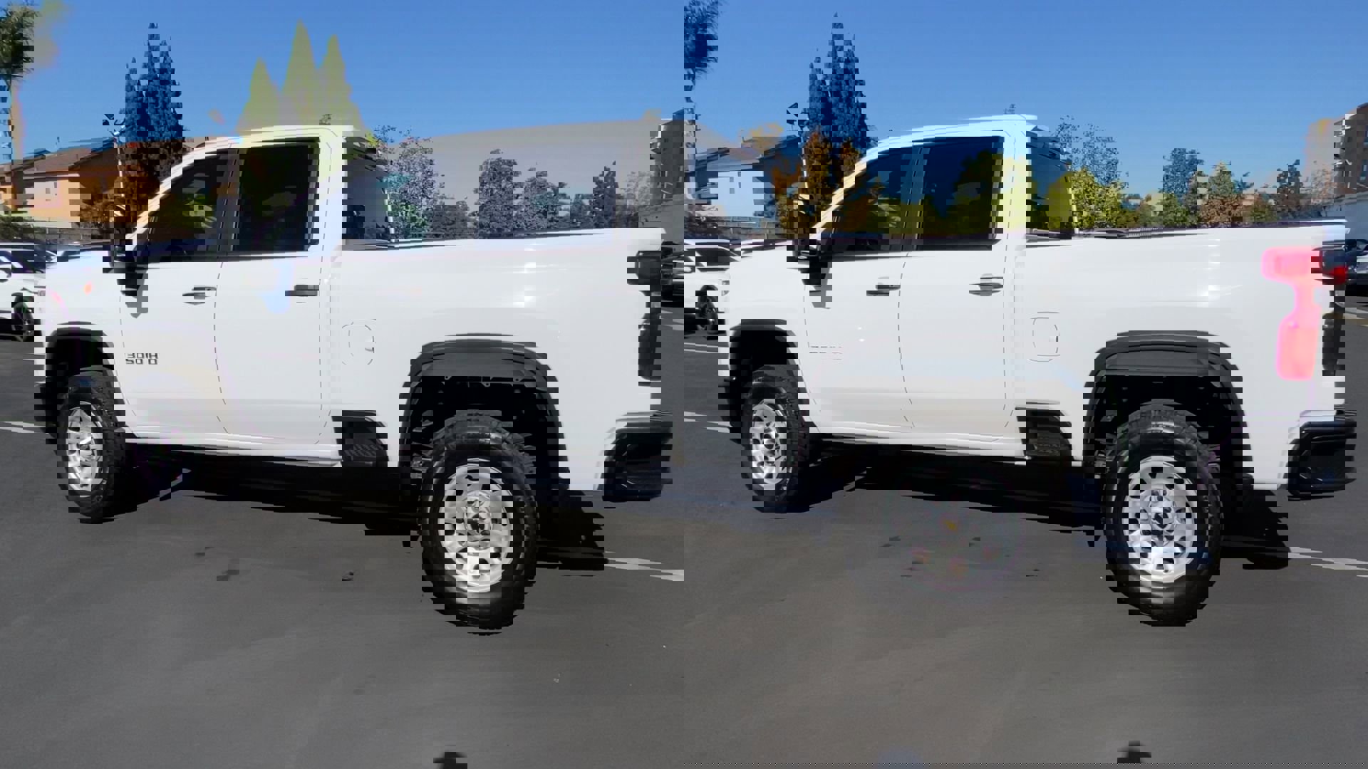 Used 2024 Chevrolet Silverado 3500 W/T image 7
