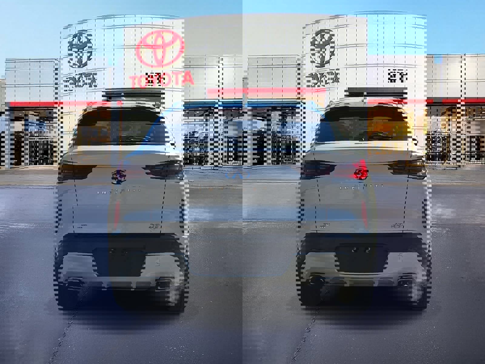 Used 2022 INFINITI QX55 Essential w/ Proassist Package image 6