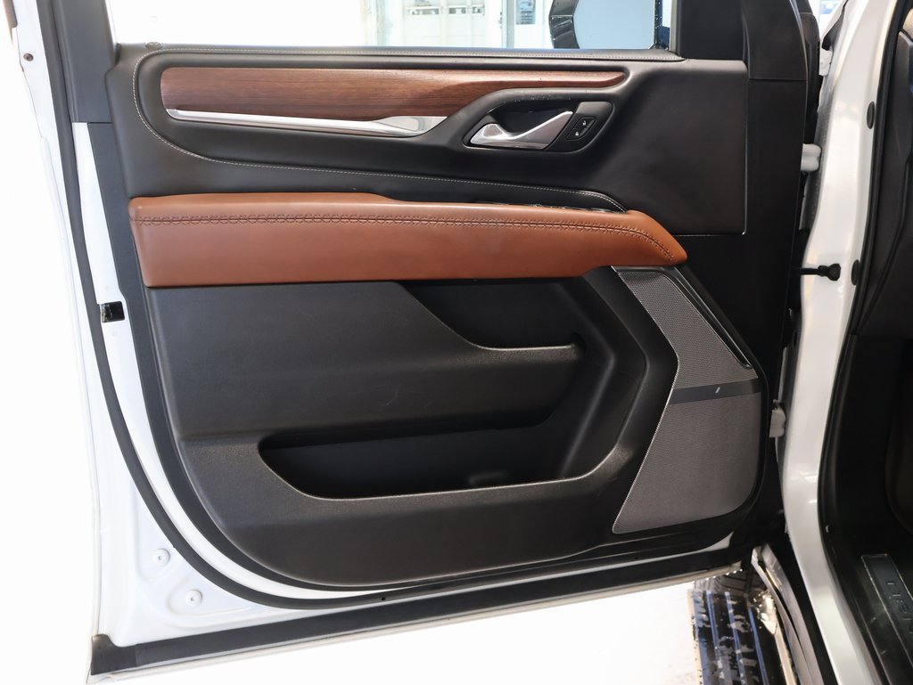 Certified 2023 GMC Yukon Denali Ultimate image 12