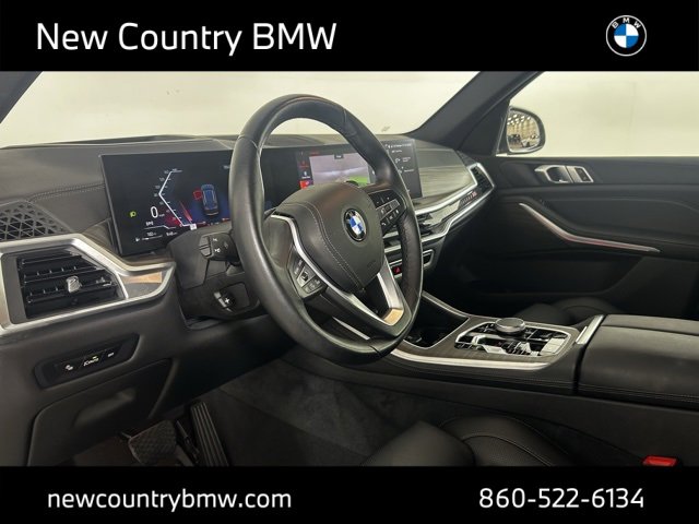 Used 2024 BMW X5 xDrive40i w/ Parking Assistance Package image 12