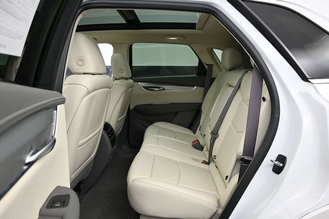 Used 2020 Cadillac XT5 Premium Luxury AWD/4WD image 23
