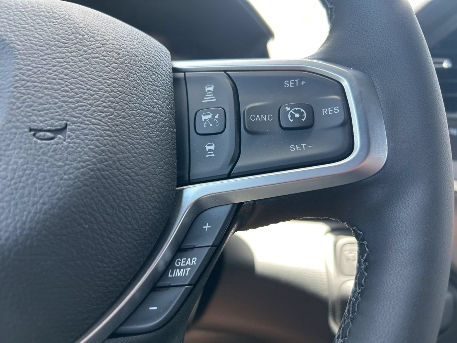 New 2026 RAM 2500 Big Horn AWD/4WD image 15