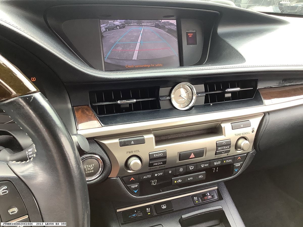 Used 2013 Lexus ES 350 w/ Luxury Pkg FWD image 8