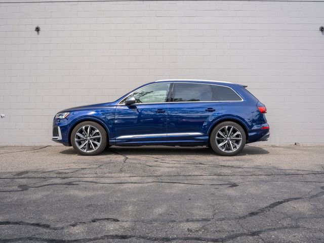 Used 2020 Audi SQ7 Premium Plus w/ S Executive Package AWD/4WD image 2