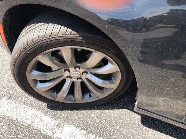 Used 2019 Chrysler 300 Limited image 11