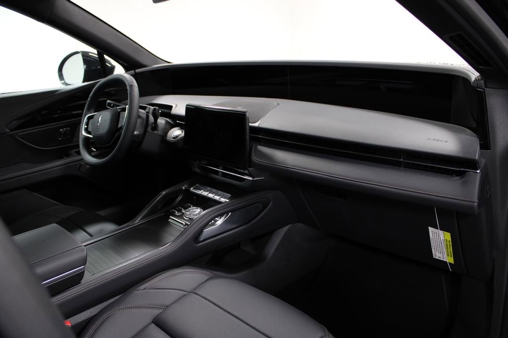 New 2025 Lincoln Nautilus Premier w/ Equipment Group 102A image 28