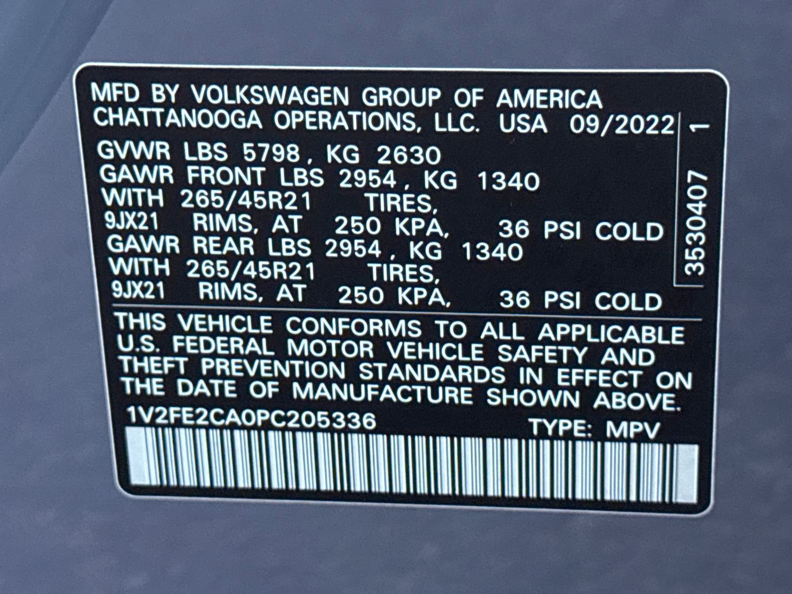 Certified 2023 Volkswagen Atlas Cross Sport SEL Premium R-Line image 29