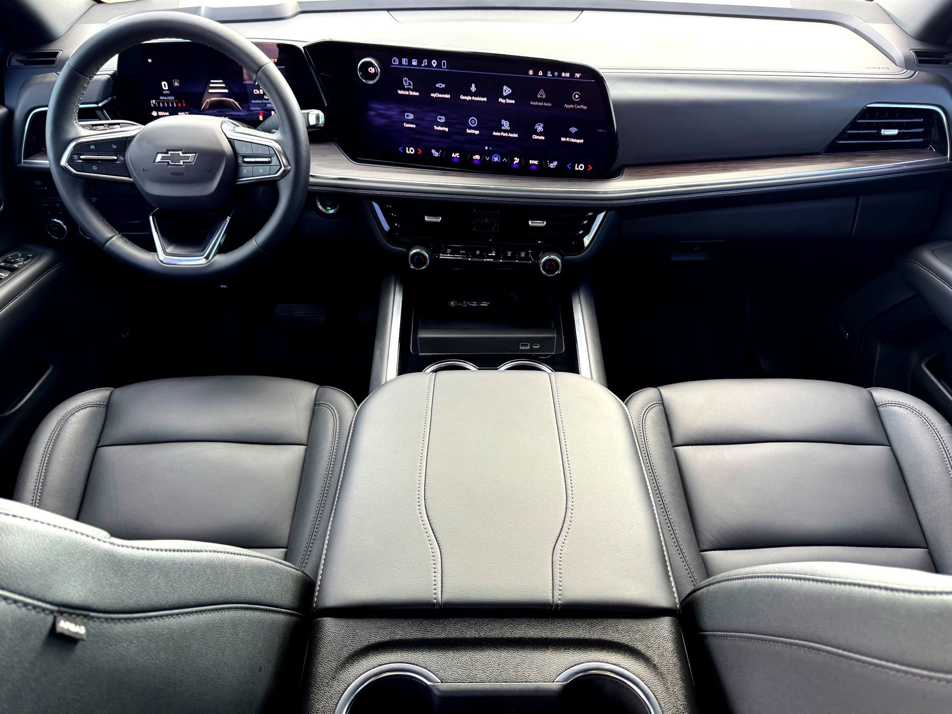 Used 2026 Chevrolet Tahoe Z71 w/ Comfort Package image 22