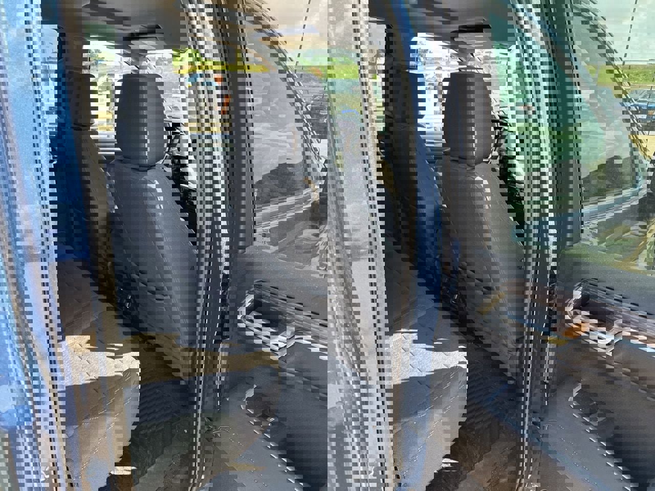 Used 2023 Chevrolet Silverado 1500 LT image 12