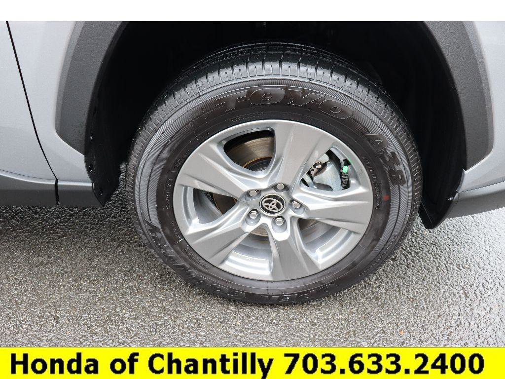 Used 2025 Toyota RAV4 XLE image 28