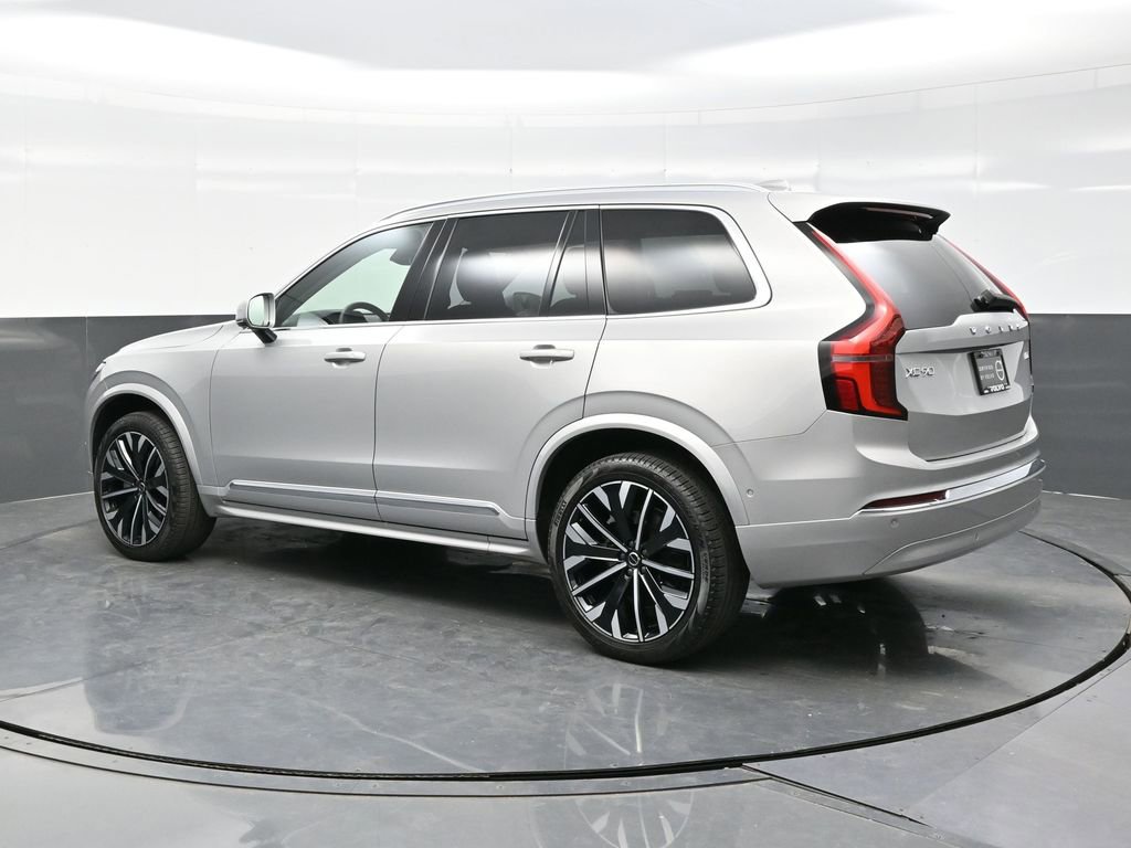 Used 2025 Volvo XC90 B6 Plus image 4