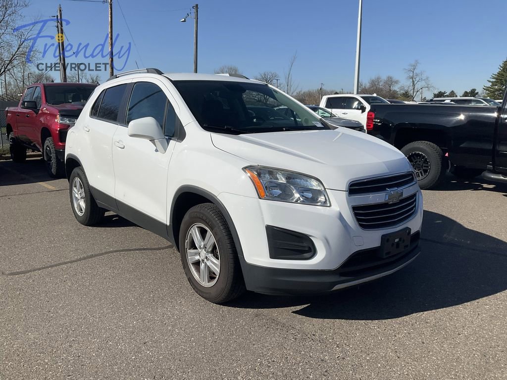 Used 2015 Chevrolet Trax LT w/ LT Plus Package AWD/4WD image 3