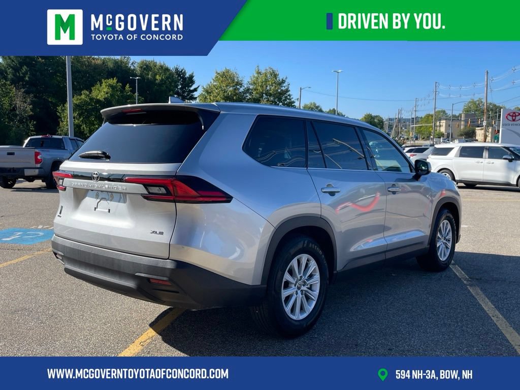 Used 2026 Toyota Grand Highlander AWD image 5