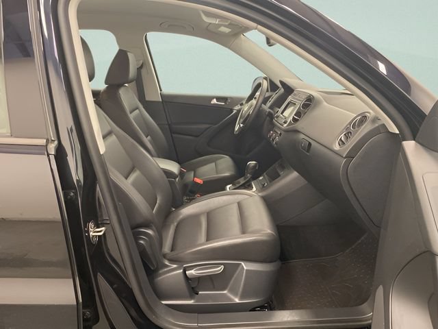 Used 2016 Volkswagen Tiguan S AWD/4WD image 23