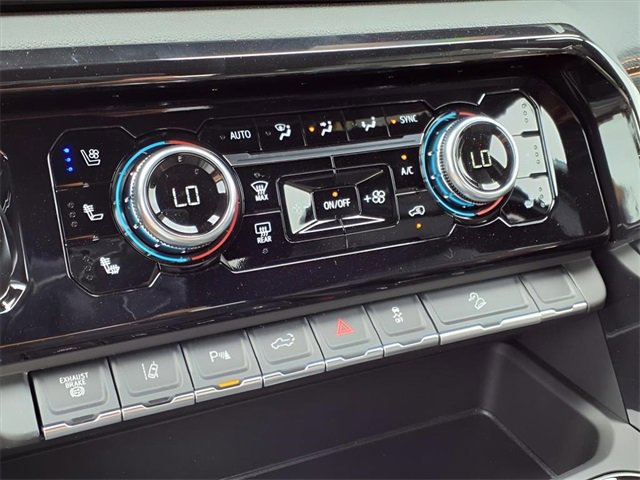 New 2025 GMC Sierra 2500 AT4 w/ AT4 Premium Plus Package image 14