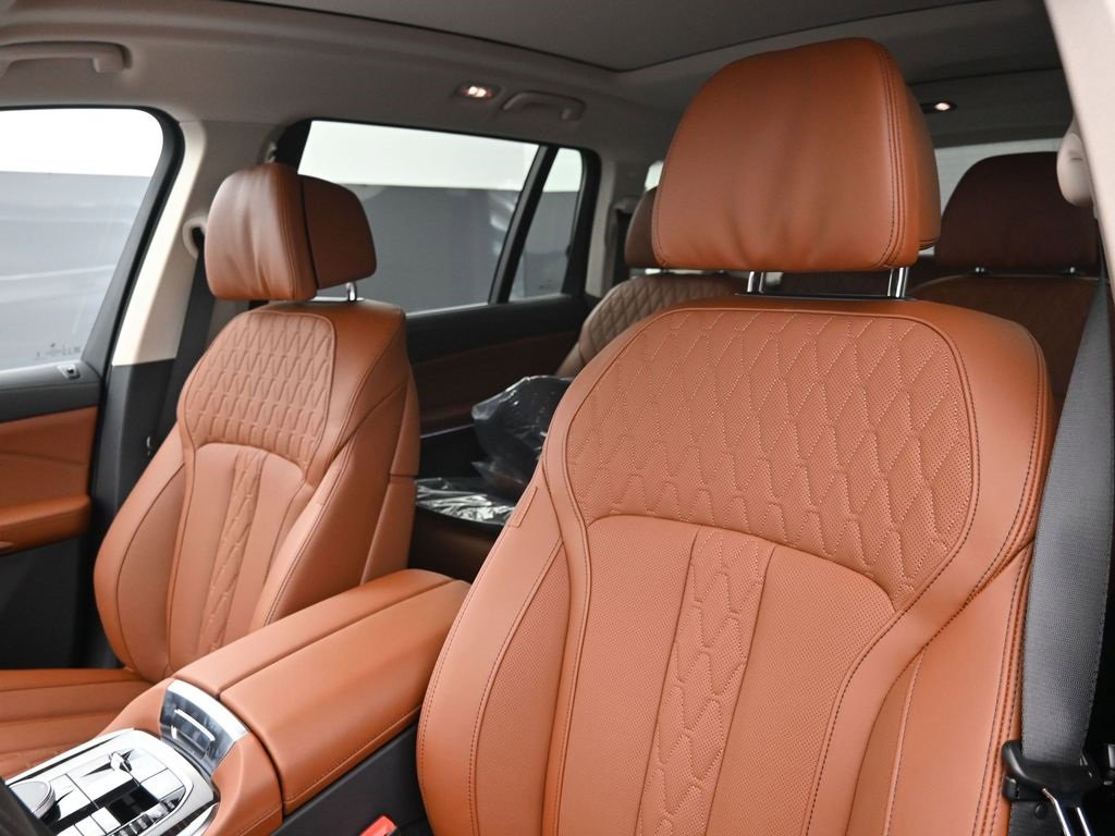 New 2026 BMW X7 xDrive40i image 13