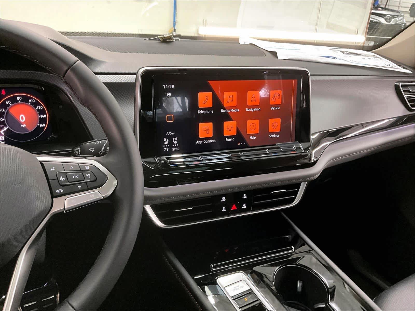 New 2026 Volkswagen Atlas Peak Edition AWD/4WD image 7