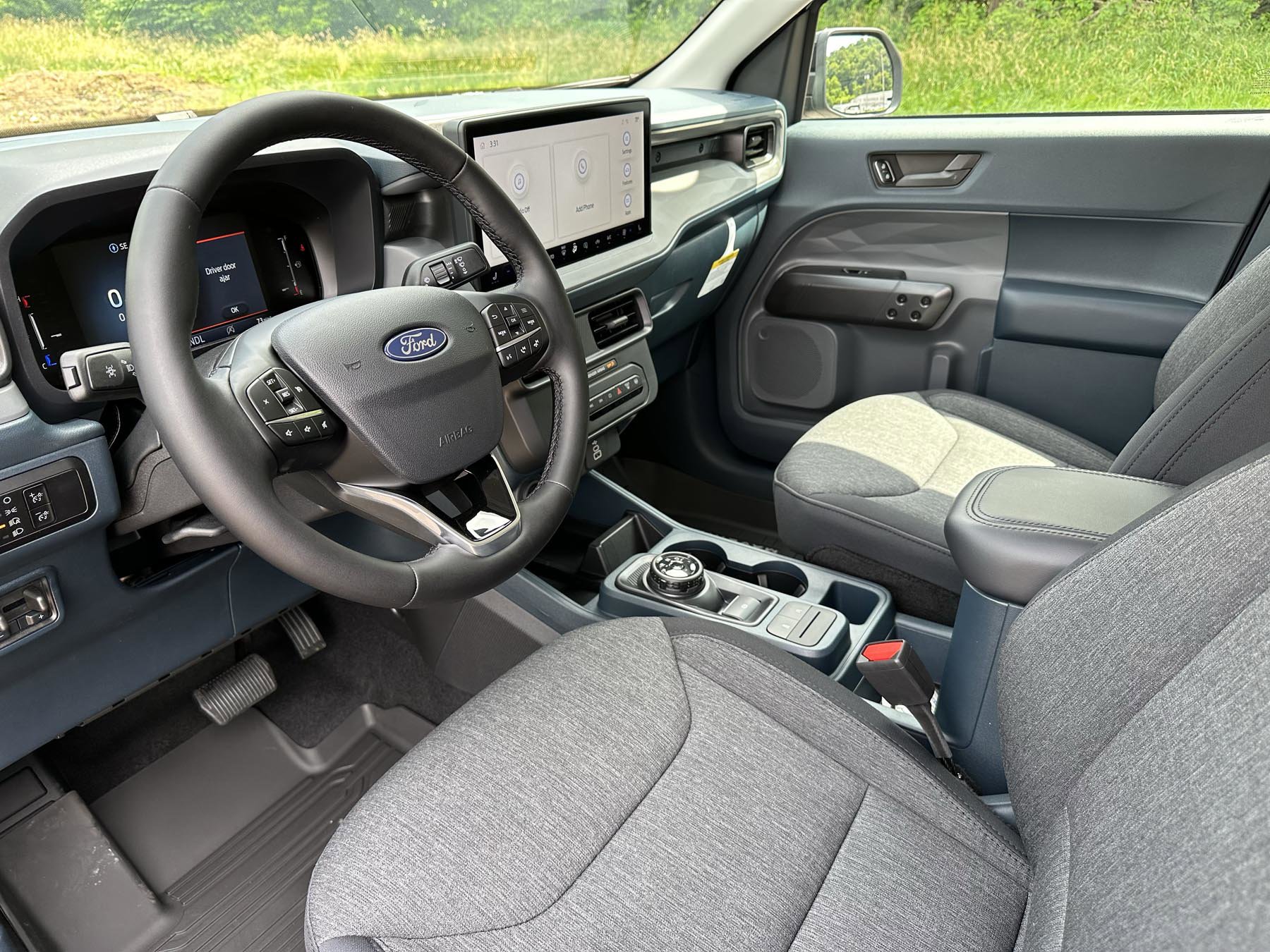 New 2025 Ford Maverick XLT w/ XLT Luxury Package image 30